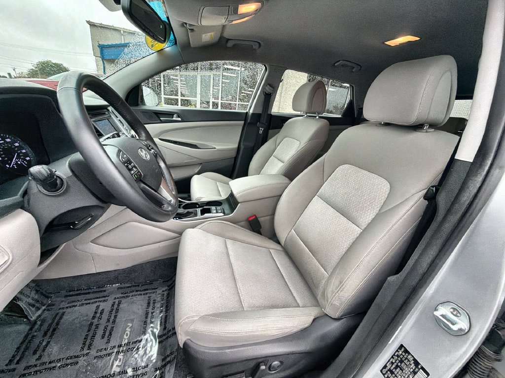 Used 2016 Hyundai Tucson Sport FWD image 13