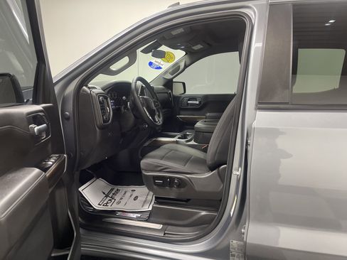 Used 2022 Chevrolet Silverado 1500 RST image 9