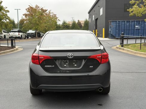 Used 2018 Toyota Corolla SE FWD image 13