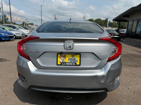Used 2017 Honda Civic EX image 5