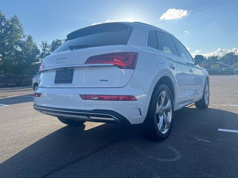 Used 2021 Audi Q5 2.0T Premium Plus w/ Premium Plus Package AWD/4WD image 4