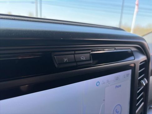 Used 2025 Ford F150 Raptor AWD/4WD image 27