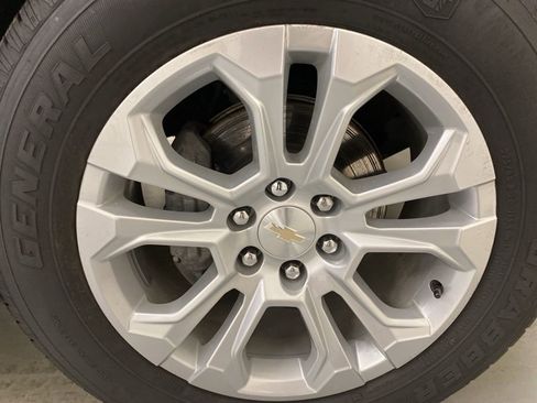 Used 2024 Chevrolet Silverado 1500 LTZ w/ LTZ Premium Package image 24