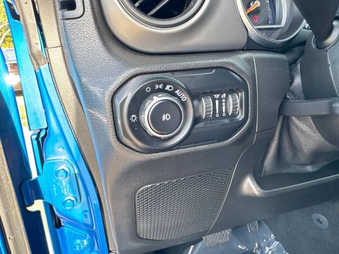 Certified 2021 Jeep Wrangler Unlimited Sport AWD/4WD image 31