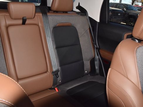 Used 2023 Ford Bronco Sport Outer Banks w/ Tech Package image 21