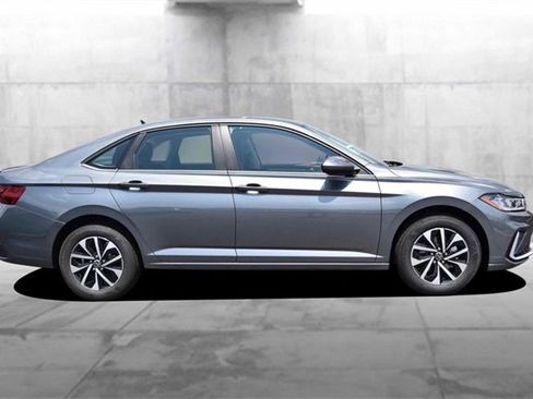 New 2025 Volkswagen Jetta S image 5
