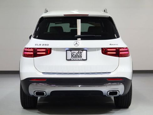 Certified 2025 Mercedes-Benz GLB 250 4MATIC image 3