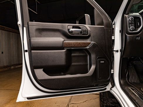 Used 2023 GMC Sierra 3500 Denali w/ Denali Ultimate Package image 29