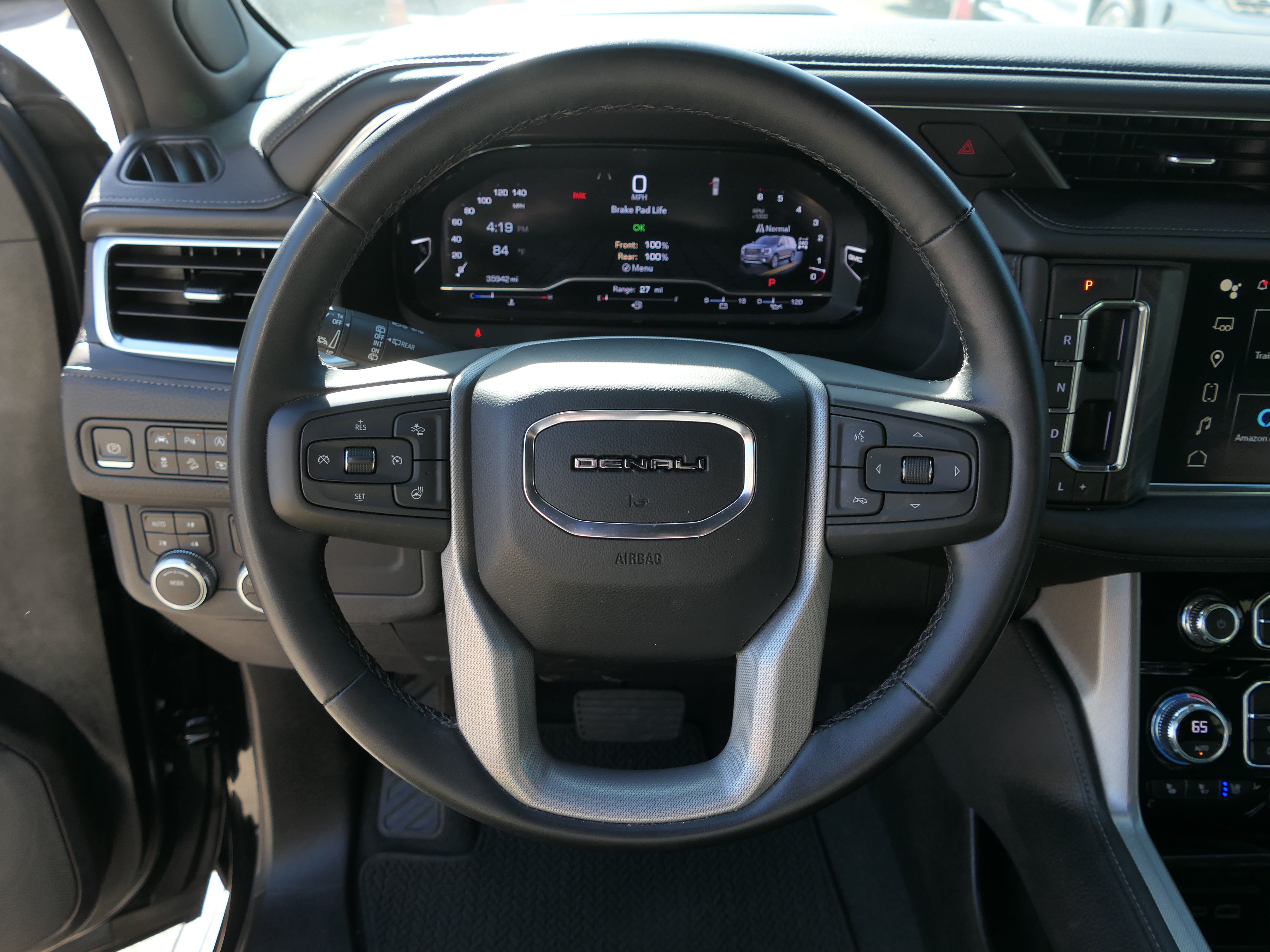 Used 2023 GMC Yukon Denali AWD/4WD image 19