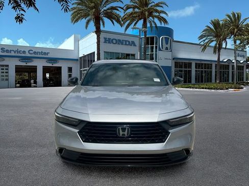 Used 2023 Honda Accord Sport image 3