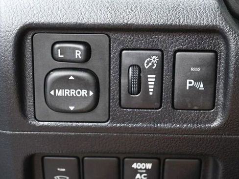 Used 2015 Toyota 4Runner Limited AWD/4WD image 15