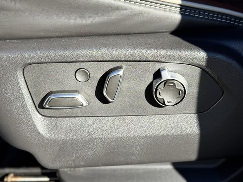 Used 2025 GMC Sierra 1500 Denali Ultimate image 21