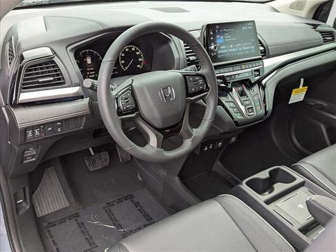 Certified 2026 Honda Odyssey Touring image 10