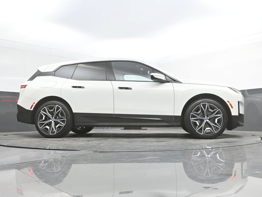 Certified 2024 BMW iX xDrive50 w/ Premium Package AWD/4WD image 46