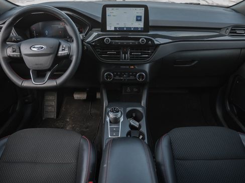 Used 2025 Ford Escape ST-Line image 14