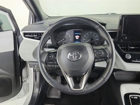 Used 2024 Toyota Corolla SE image 12