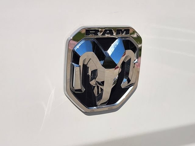 Used 2026 RAM ProMaster 2500 w/ Convenience Group FWD image 12