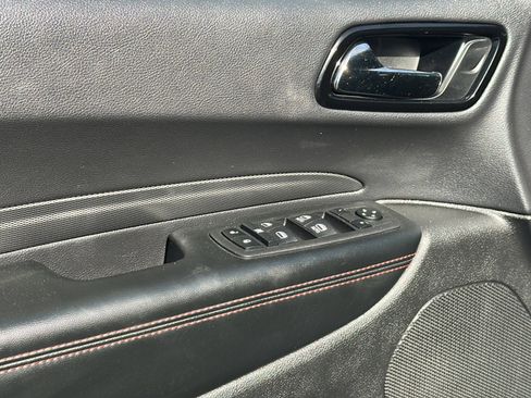 Used 2023 Dodge Durango GT image 16