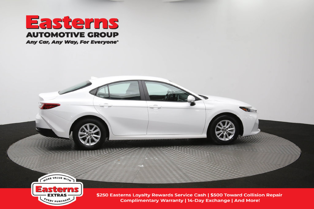 Used 2025 Toyota Camry LE FWD image 43