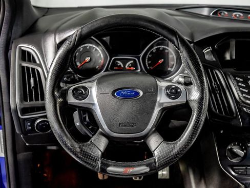 Used 2014 Ford Focus ST image 16