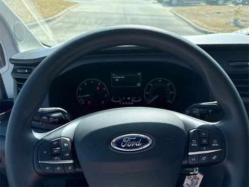 New 2025 Ford Transit 250 Low Roof RWD image 17