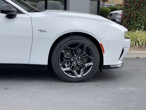 New 2026 Dodge Charger R/T AWD/4WD image 10