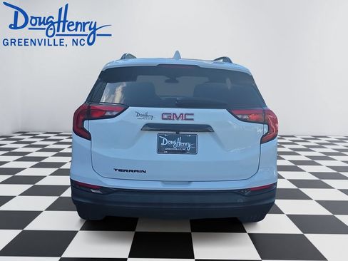 Used 2021 GMC Terrain SLE w/ Driver Convenience Package FWD image 4