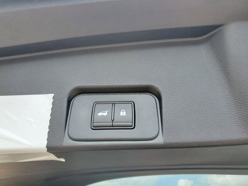 New 2026 Nissan Rogue SV AWD/4WD image 9