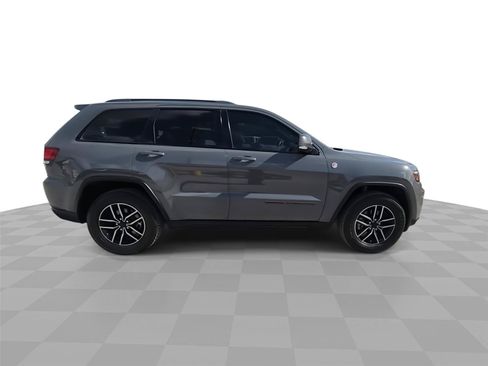 Used 2020 Jeep Grand Cherokee Trailhawk w/ Premium Lighting Group AWD/4WD image 9