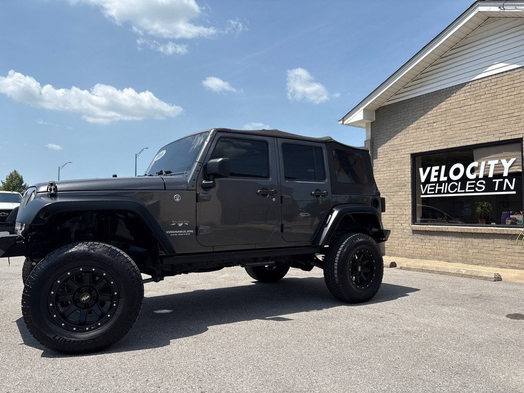 Used 2016 Jeep Wrangler Unlimited Sahara w/ Connectivity Group AWD/4WD image 2
