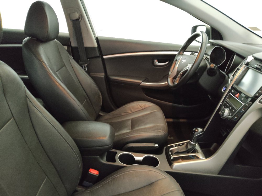 Used 2016 Hyundai Elantra GT w/ Option Group 03 FWD image 21