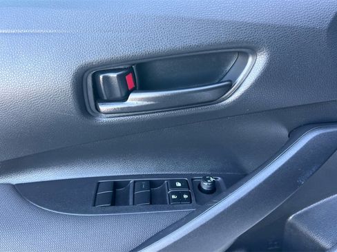 Certified 2025 Toyota Corolla LE image 13