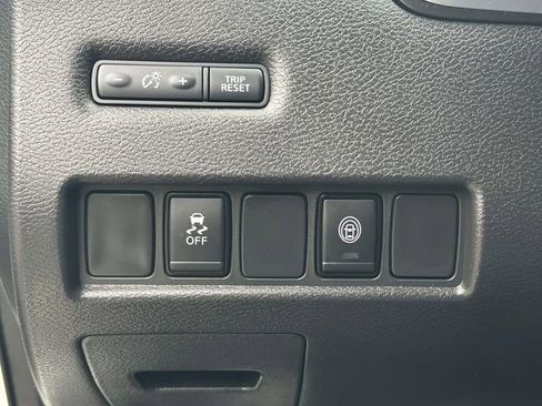 Used 2024 Nissan Murano SV w/ SV Midnight Edition Package image 25