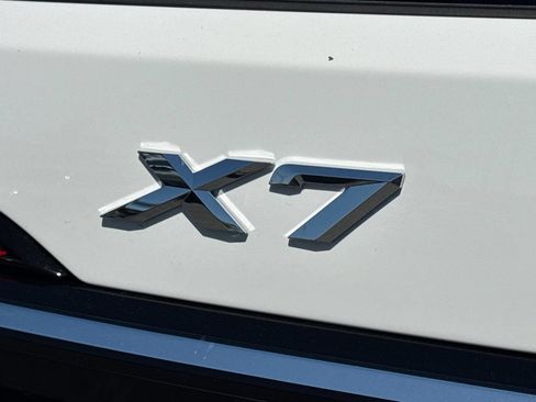 New 2026 BMW X7 xDrive40i AWD/4WD image 9
