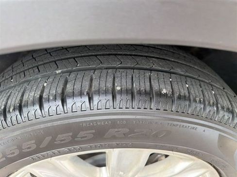 Used 2020 Ford Explorer Limited RWD image 16