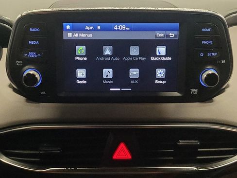 Used 2020 Hyundai Santa Fe SE image 25
