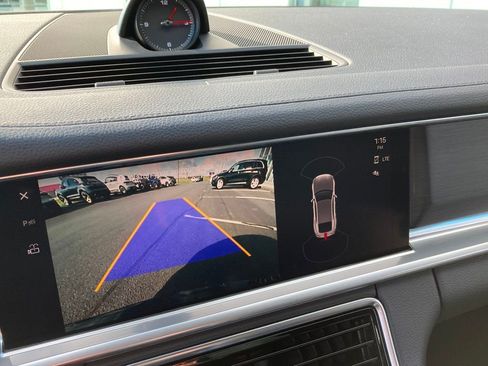 Certified 2023 Porsche Panamera 4 Platinum Edition image 15