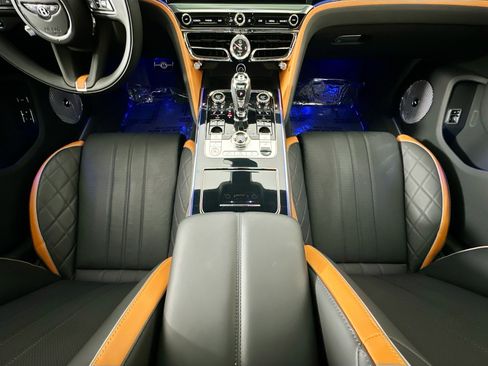 Certified 2024 Bentley Flying Spur W12 image 24