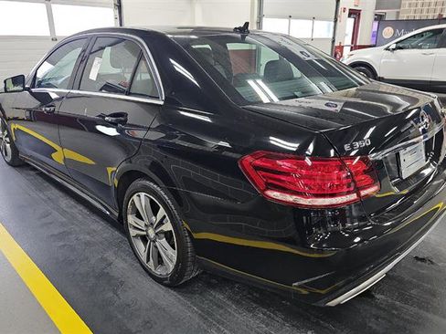 Used 2016 Mercedes-Benz E 350 4MATIC w/ Premium Package image 11