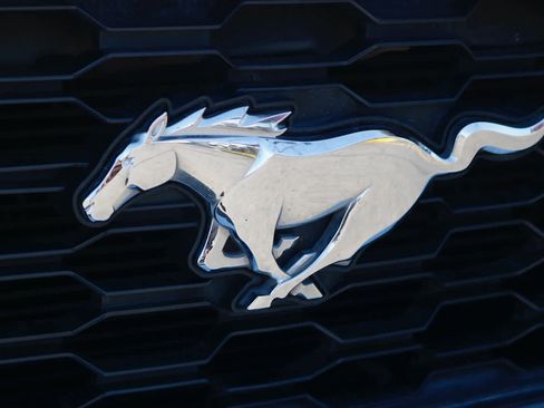 Used 2015 Ford Mustang GT Premium RWD image 10