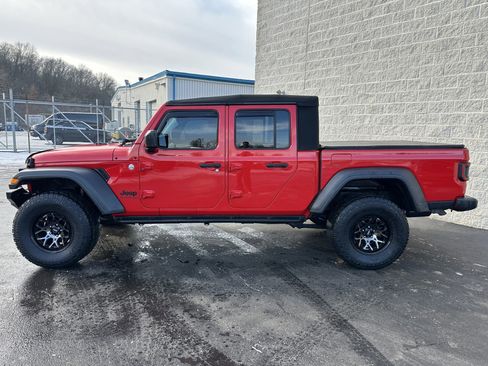 Used 2020 Jeep Gladiator Sport w/ Quick Order Package 24S image 5