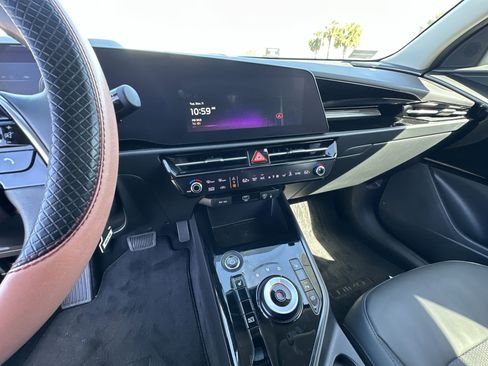 Certified 2023 Kia Niro Wind image 24