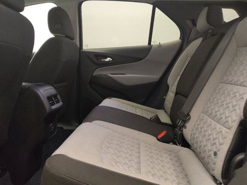 Used 2024 Chevrolet Equinox LT FWD image 18