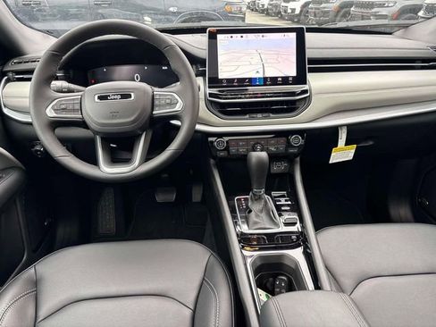 New 2026 Jeep Compass Limited w/ Sun, Sound & Navigation Group image 7