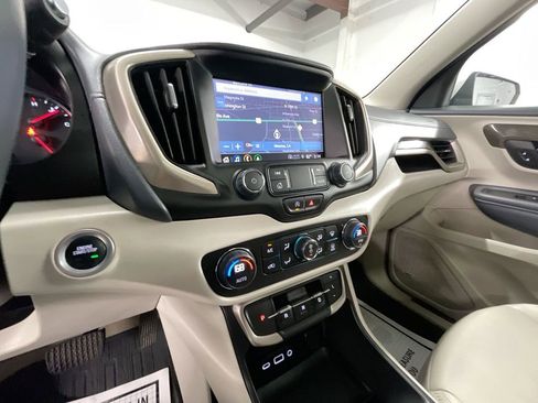 Certified 2024 GMC Terrain Denali w/ Denali Premium Package image 18