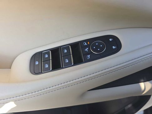 Used 2023 INFINITI QX60 Luxe FWD image 18