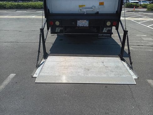 Used 2016 Chevrolet Express 3500 RWD image 11