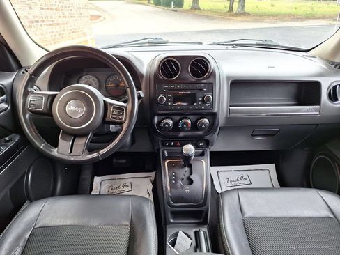 Used 2016 Jeep Patriot Sport w/ Power Value Group image 13