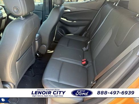 Used 2024 Buick Encore GX Sport Touring w/ Advanced Technology Package AWD/4WD image 11