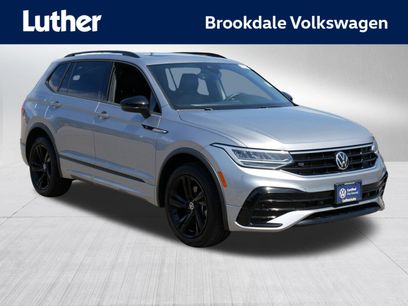 Certified 2023 Volkswagen Tiguan SE R-Line